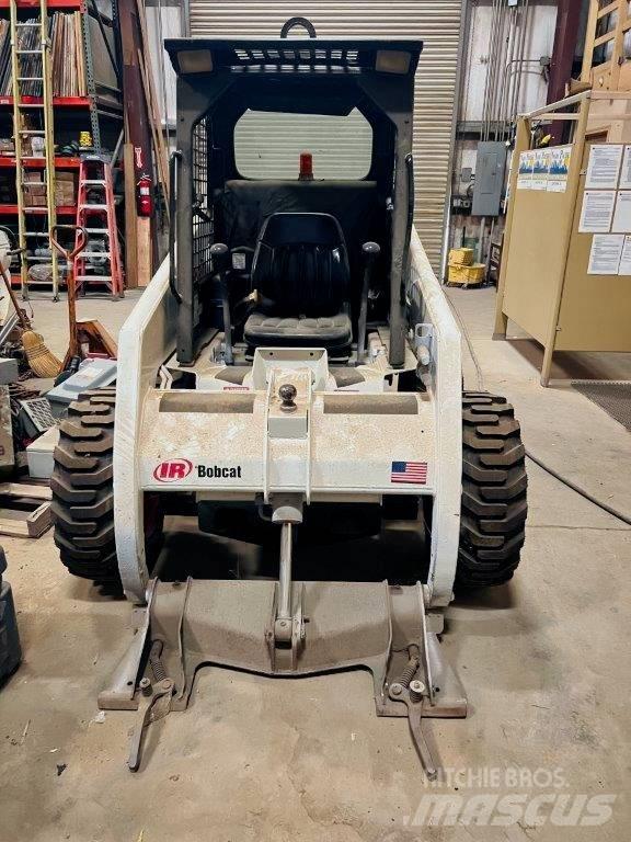 Bobcat 763 C Šmykom riadené nakladače