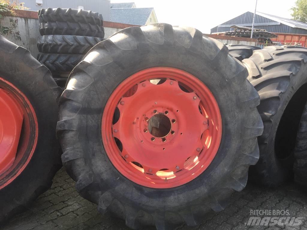 Taurus 20.8 R 38 Pneumatiky, kolesá a ráfiky