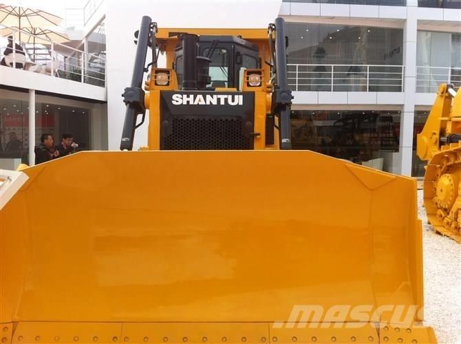 Komatsu d65ex-16 Pásové dozéry