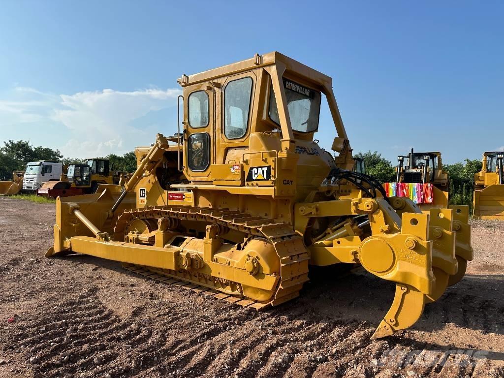 CAT D 7 G Pásové dozéry