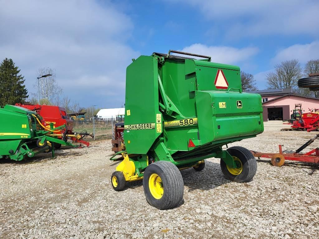 John Deere 580 Lisy na okrúhle balíky