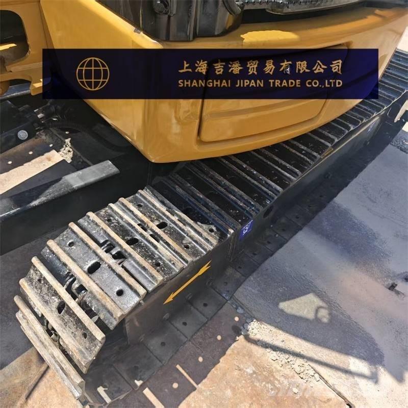 CAT 303.5 E Mini rýpadlá < 7t