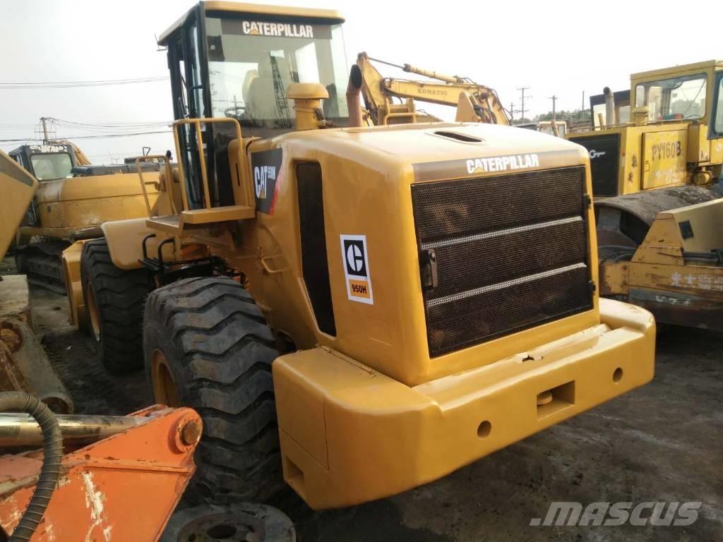 CAT 950H Kolesové nakladače