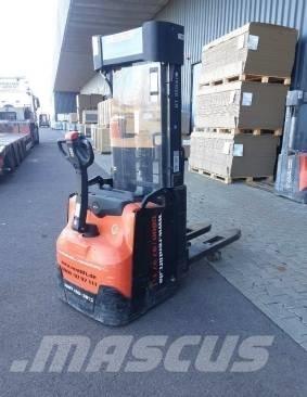 Toyota BT SWE 160 L Ručné paletové vozíky