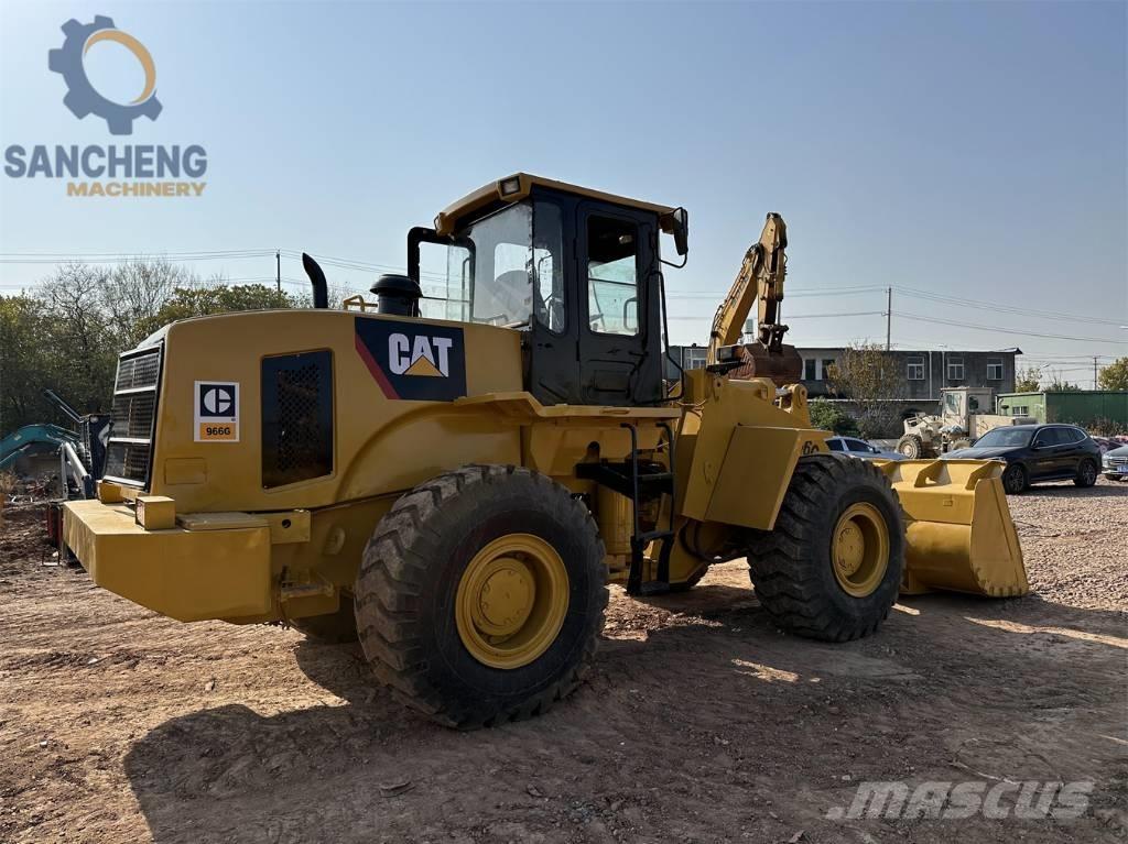 CAT 966 G Kolesové nakladače