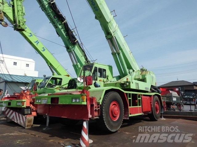 Tadano TR500M-2 Žeriavy pre ťažký terén