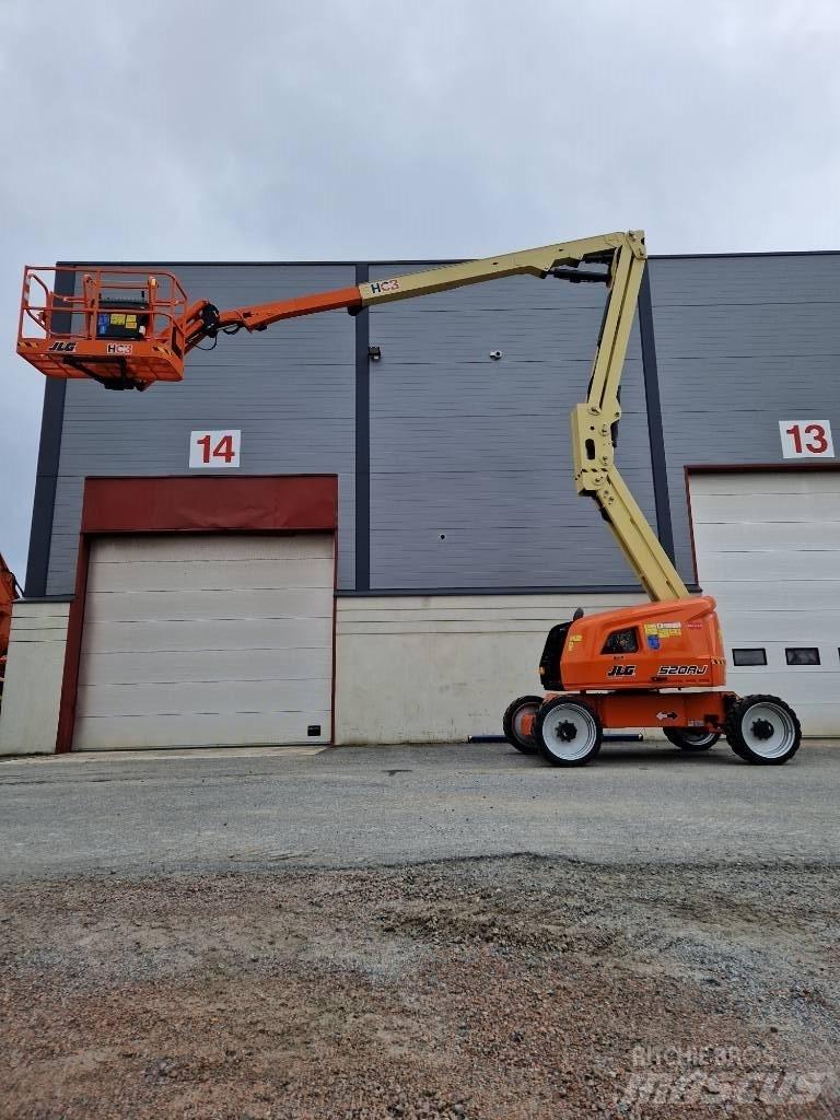 JLG 520 AJ Kĺbové plošiny