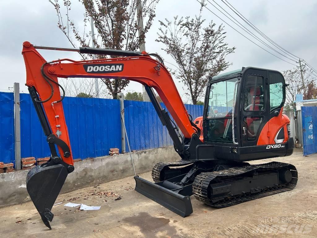 Doosan DX 60 Mini rýpadlá < 7t