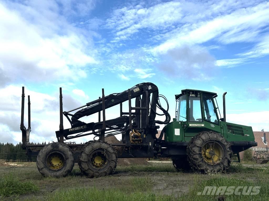 John Deere 1110 D Lesné traktory
