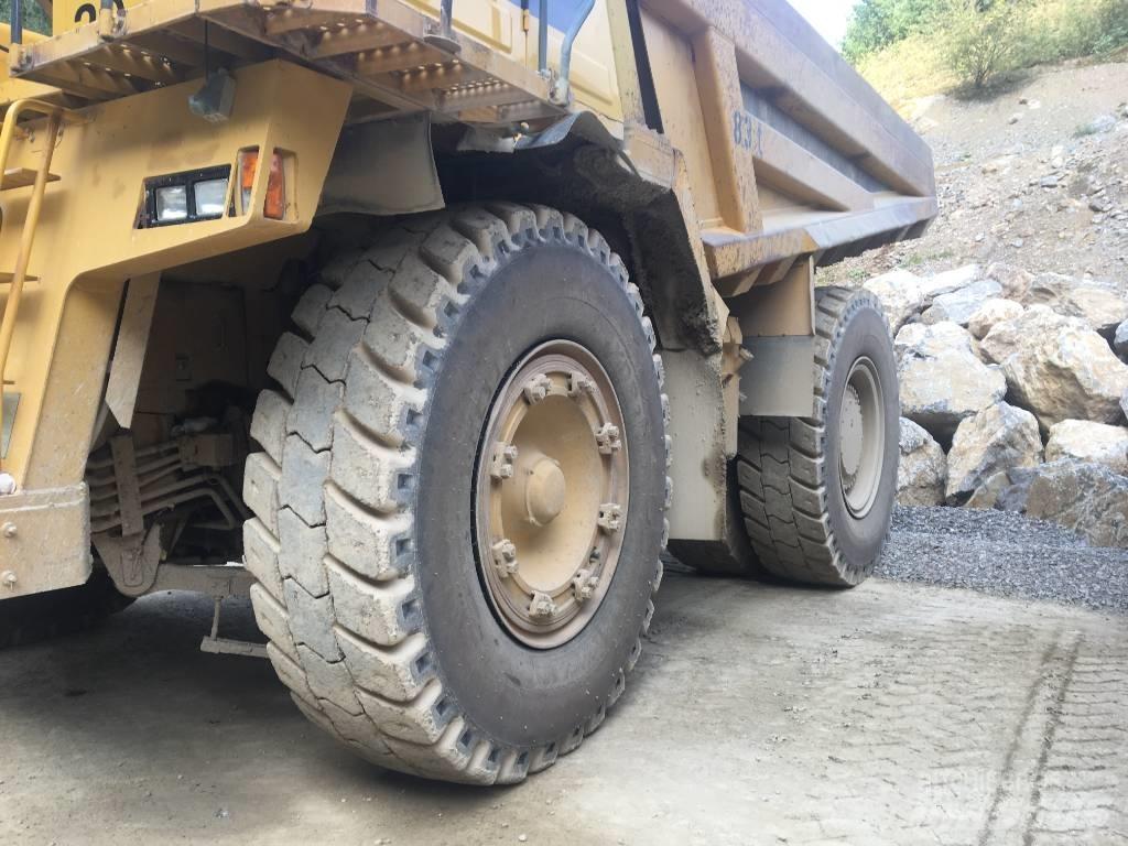 Komatsu HD 785-3 Pevné dempry