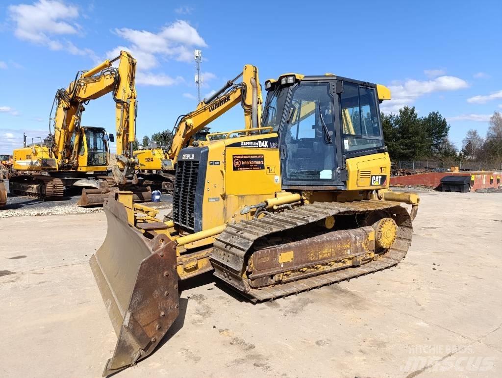 CAT D 4 K Pásové dozéry