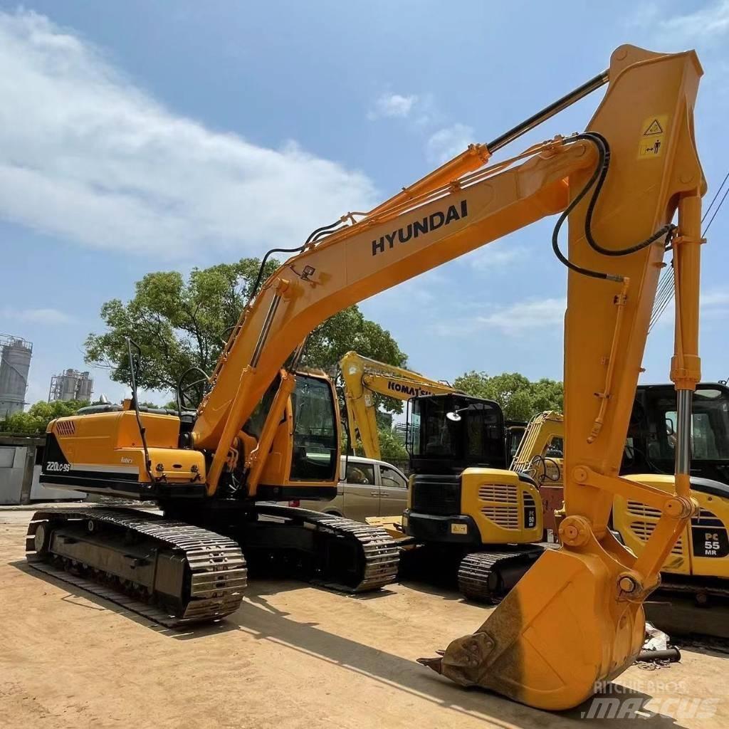 Hyundai R220-9s Pásové rýpadlá
