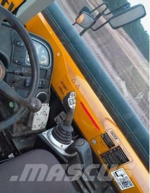 JCB 540-140 Teleskopické manipulátory