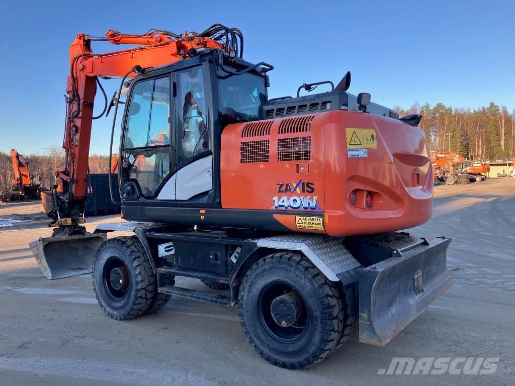 Hitachi ZX 140 WT-6 Kolesové rýpadlá