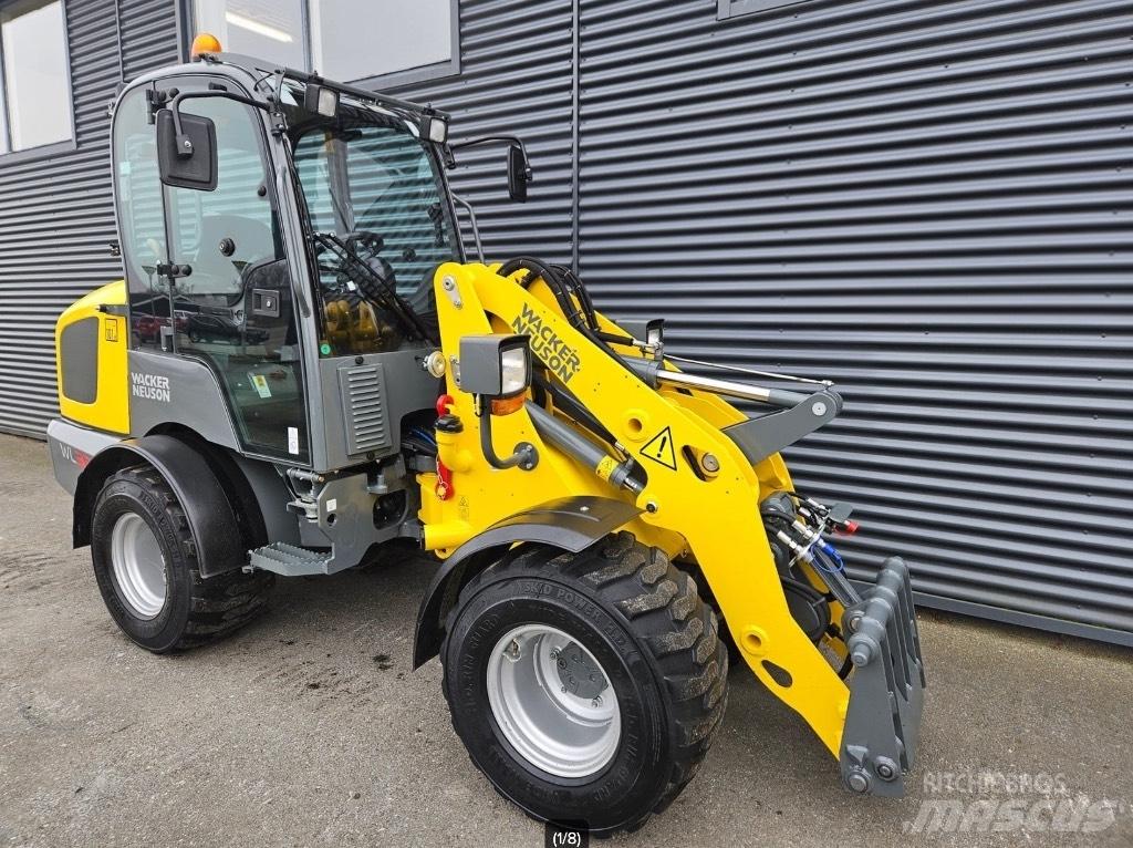 Wacker Neuson WL 32 Kolesové nakladače