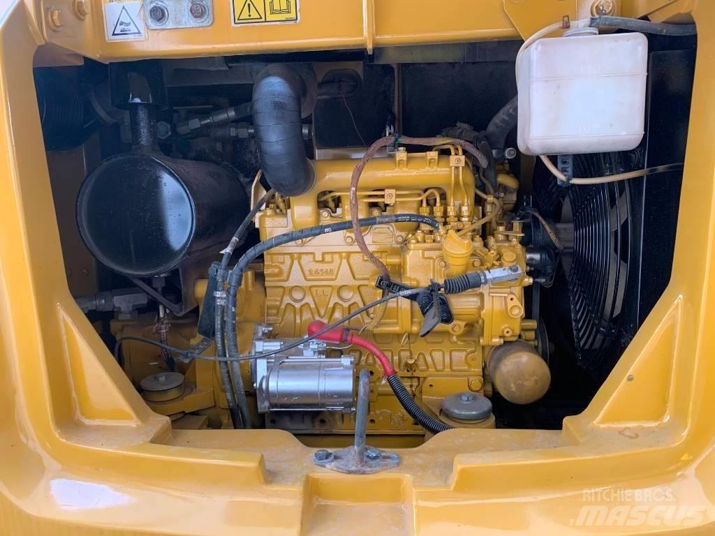CAT 305.5E2 Pásové rýpadlá