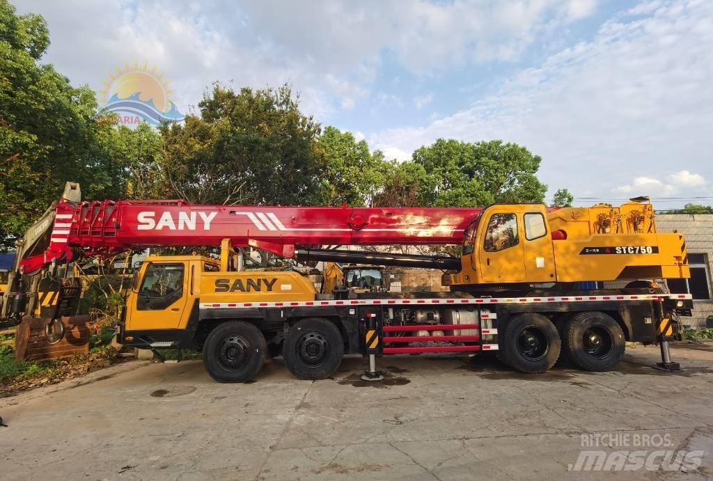 Sany STC 750 Univerzálne terénne žeriavy