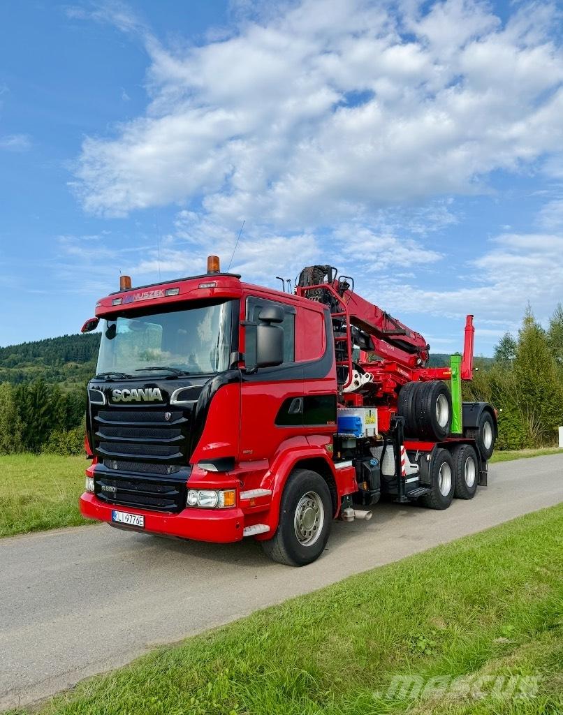 Scania R580 V8 6x4 Skriňová nadstavba