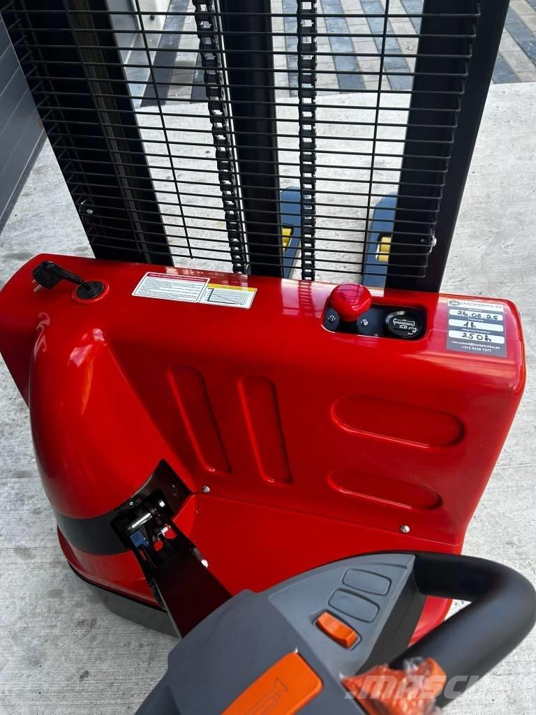 Heli CDD 12 Ručne vedené vysokozdvižné vozíky