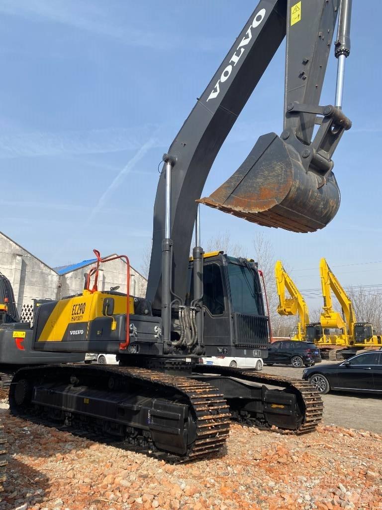 Volvo EC 290D Pásové rýpadlá