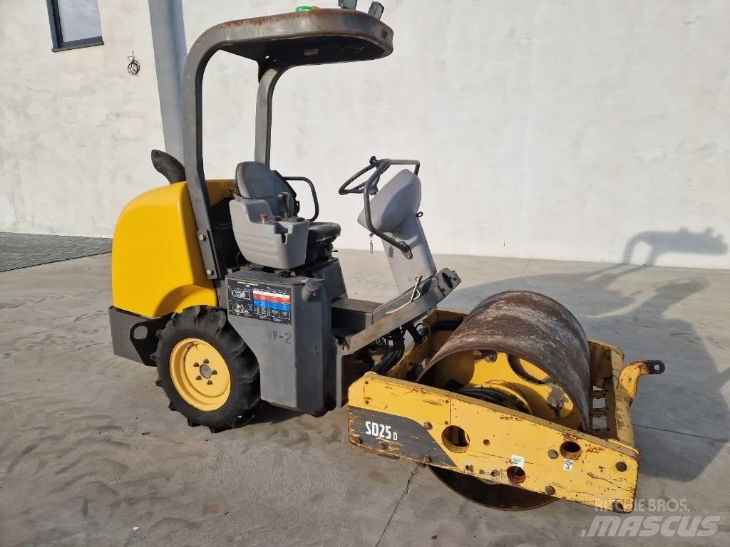 Volvo SD 25 D  R329 Ťahačové valce