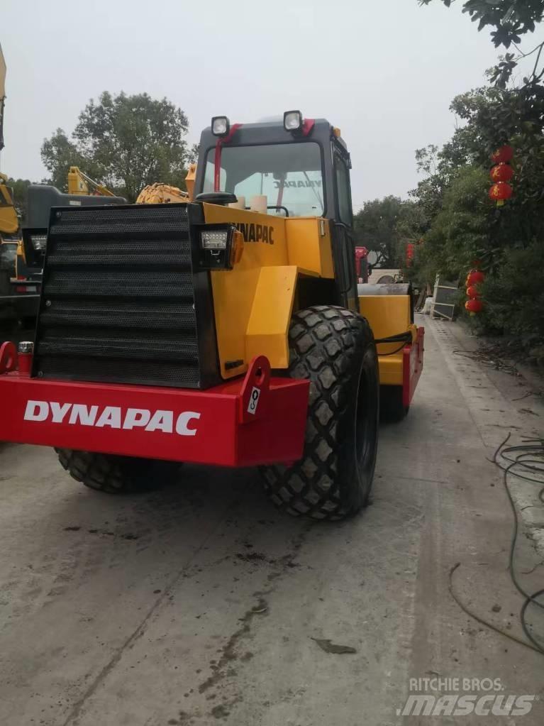 Dynapac CA 301 D Ťahačové valce