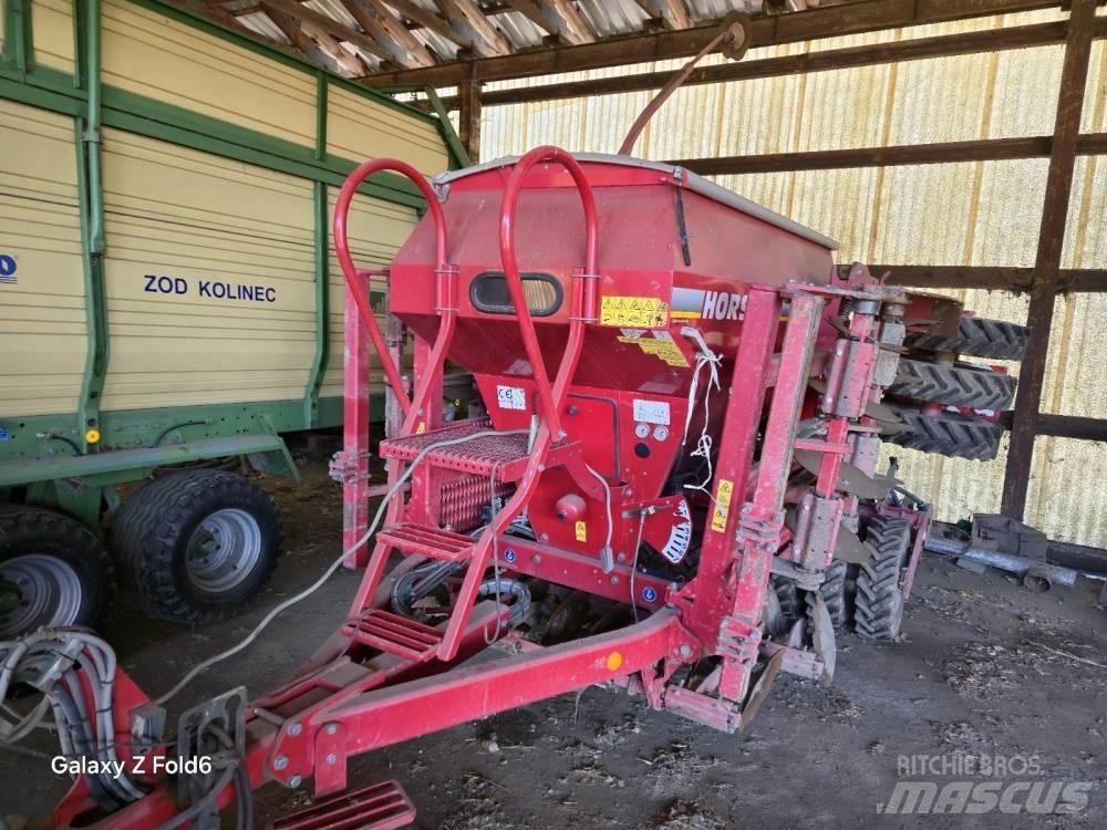 Horsch Pronto 4 DC Kombinované sejačky