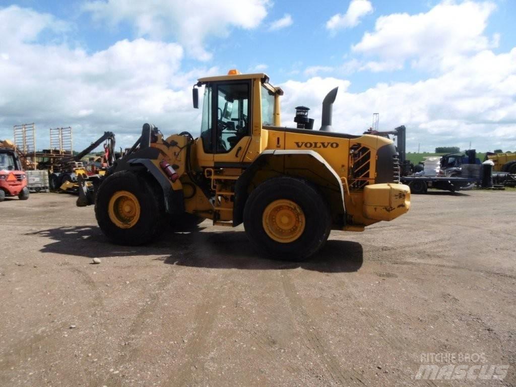 Volvo L 120 F Kolesové nakladače