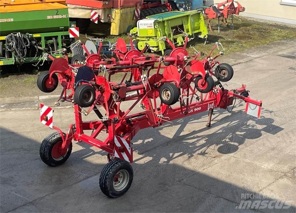 Lely Lotus 900P Obracače a zhrabovače sena