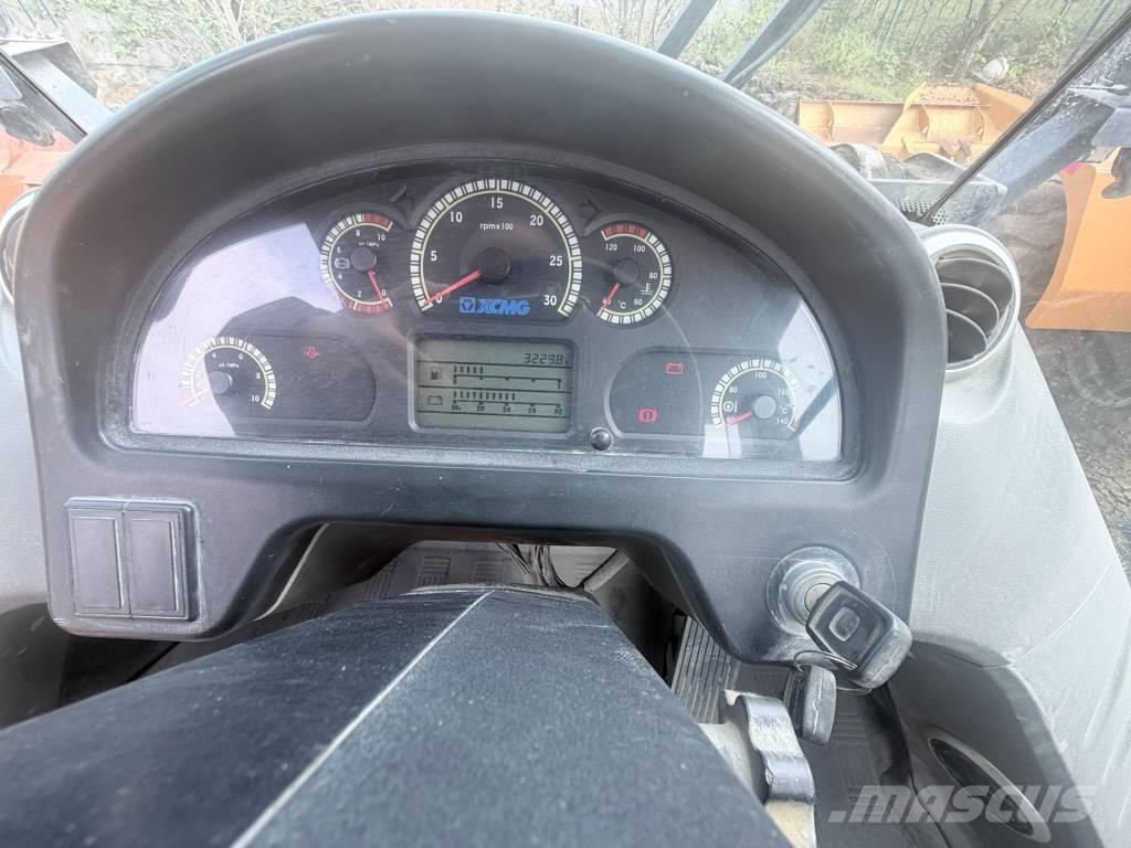 XCMG LW 550 F Kolesové nakladače