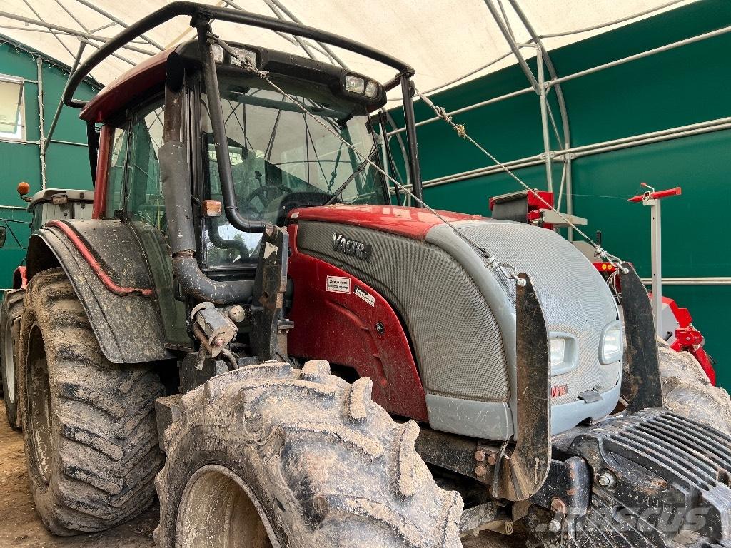 Valtra N 121 Lesné traktory