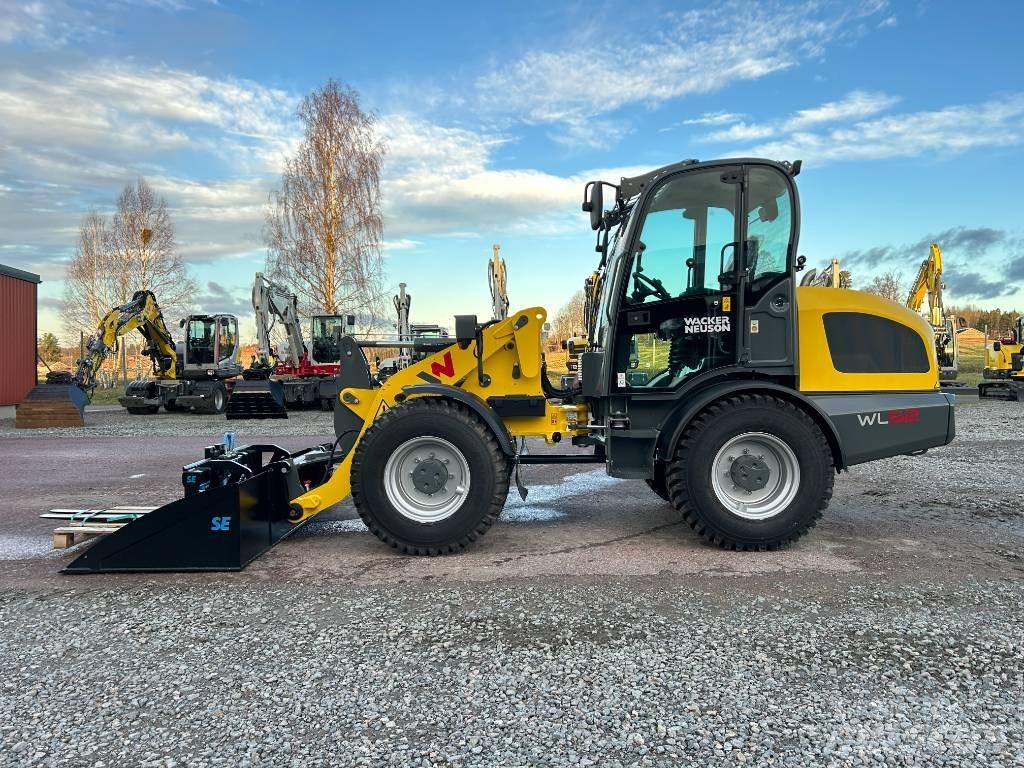 Wacker Neuson WL52 Kolesové nakladače