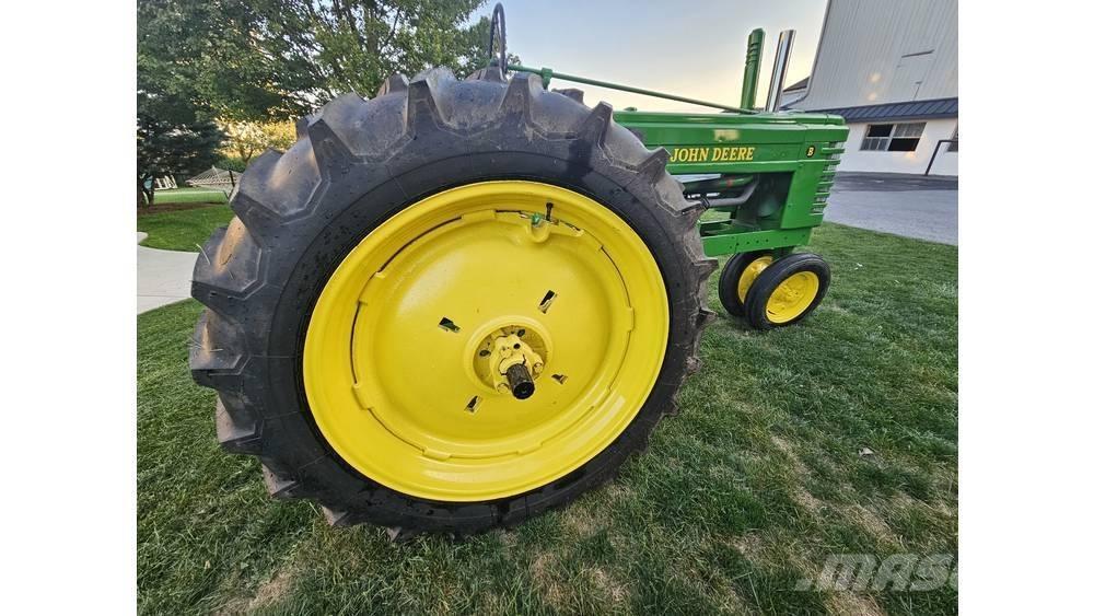 John Deere B Žeriavy/Nakladače