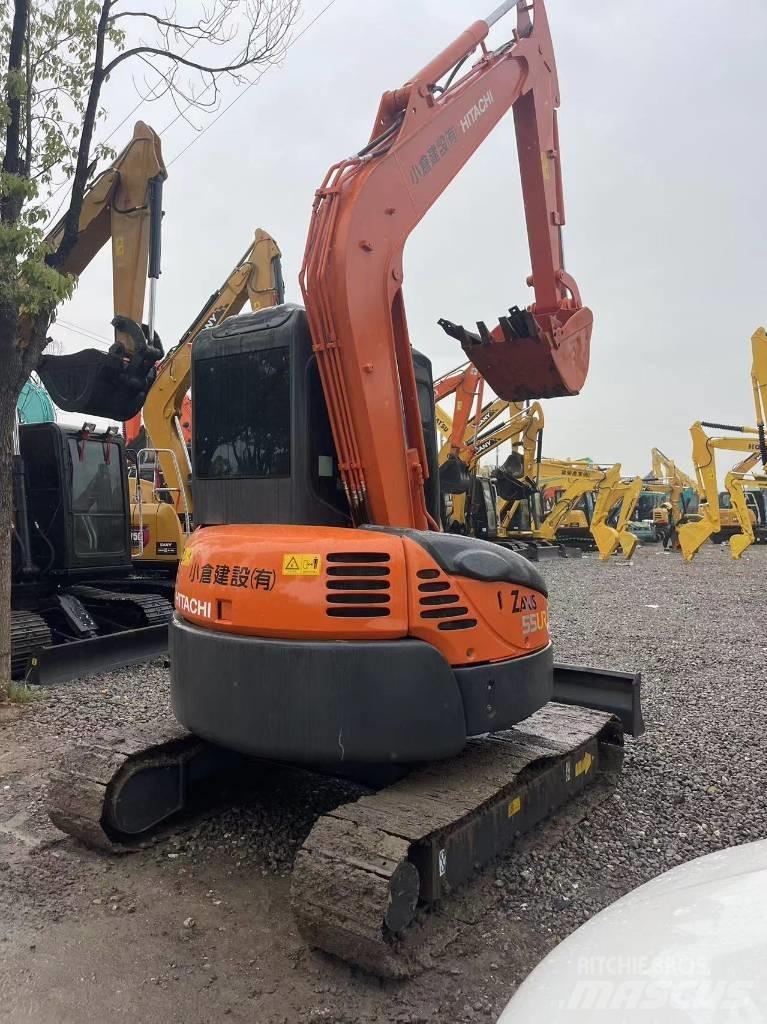 Hitachi 55 Mini rýpadlá < 7t