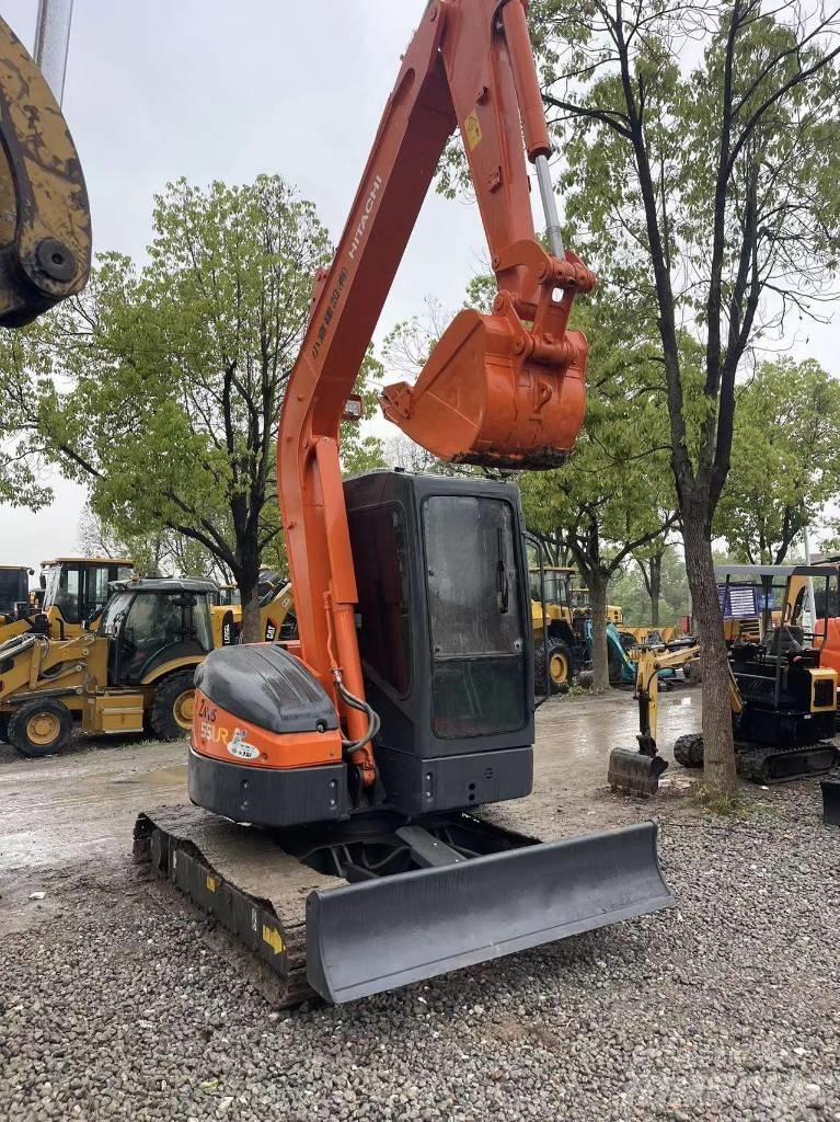 Hitachi 55 Mini rýpadlá < 7t