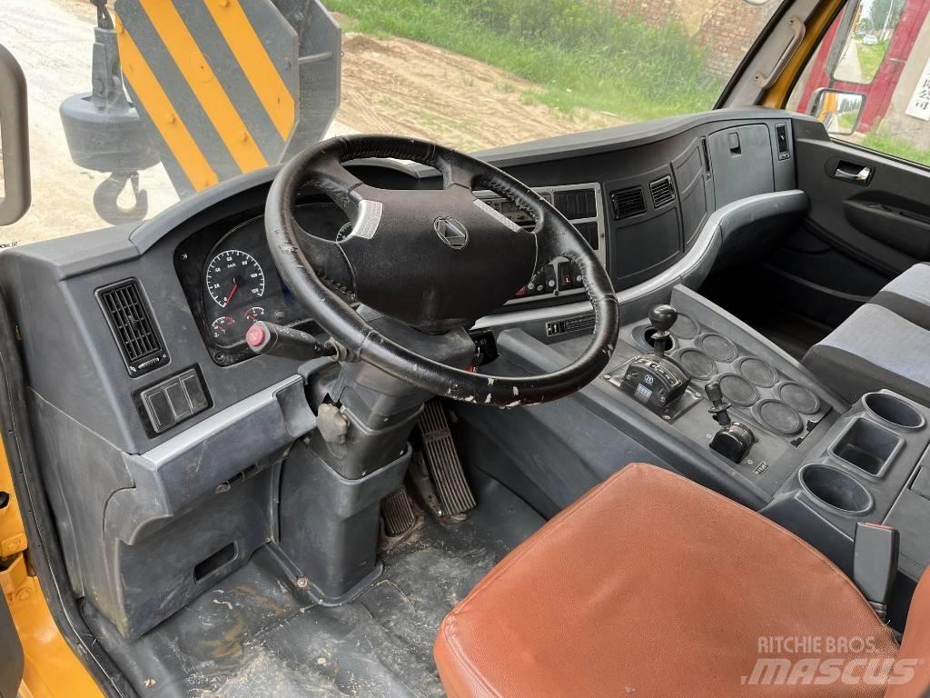 XCMG QY130K-1 Univerzálne terénne žeriavy