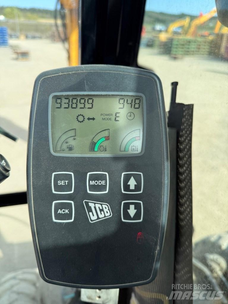 JCB JS 145 W Kolesové rýpadlá