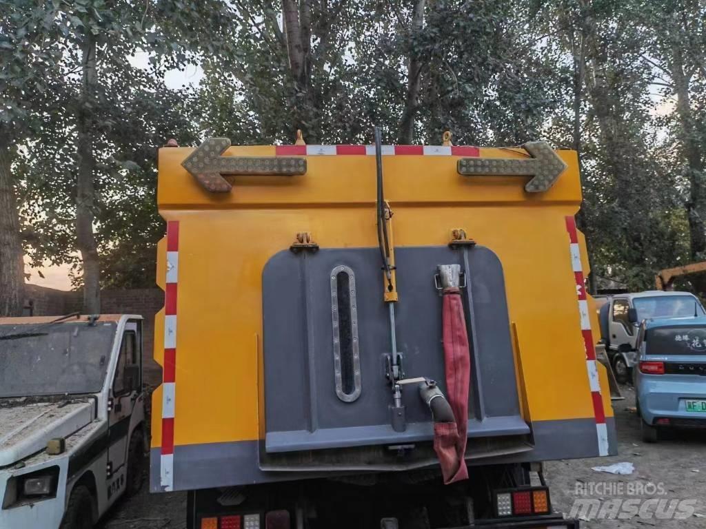 Isuzu ELF Zametacie vozidlá