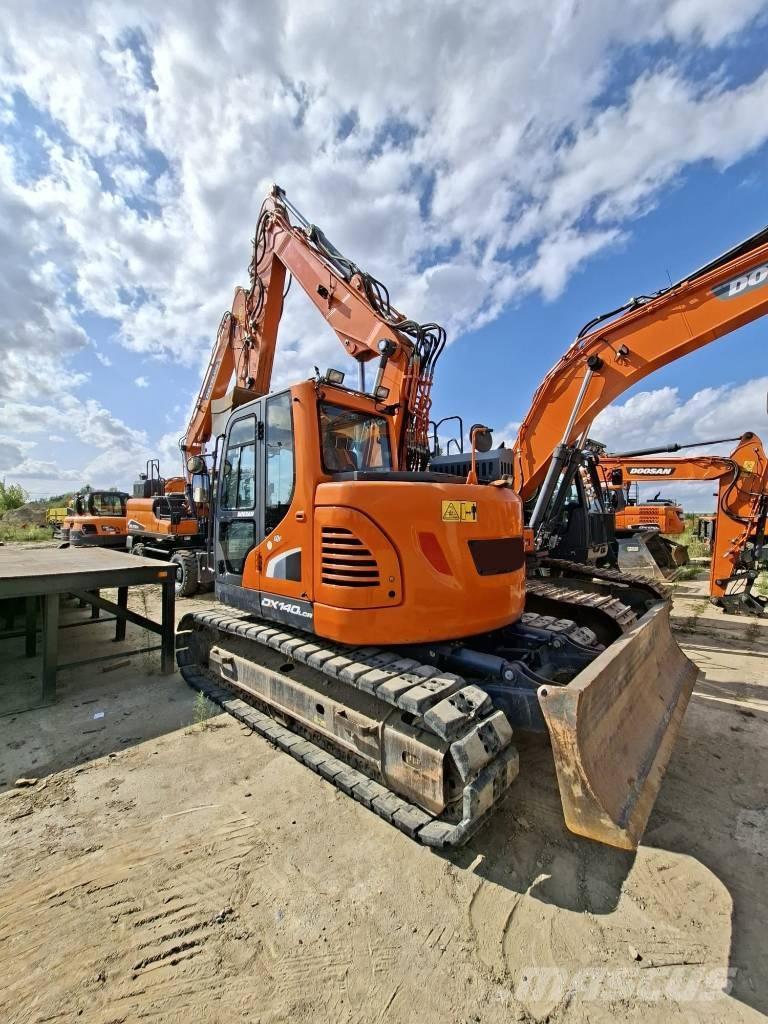 Doosan DX 140 LCR Pásové rýpadlá