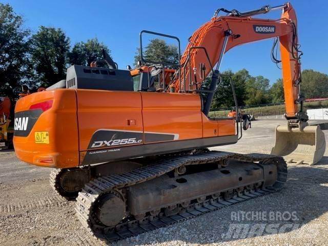 Doosan DX255LC-5 Pásové rýpadlá