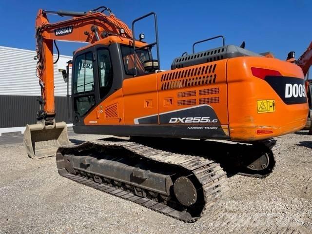 Doosan DX255LC-5 Pásové rýpadlá