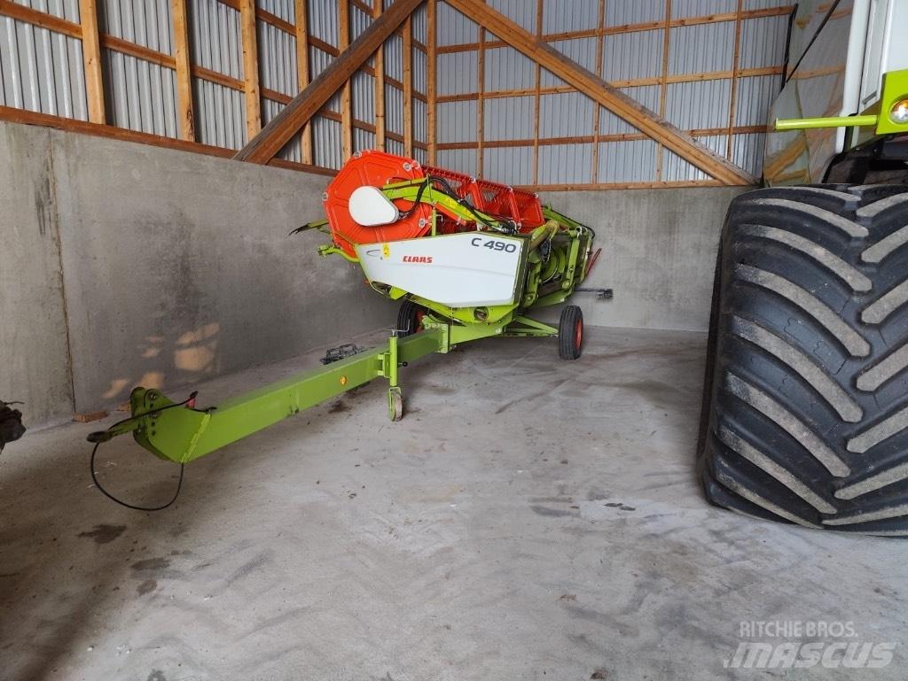 CLAAS Tucano 320 Kombinované zberacie stroje