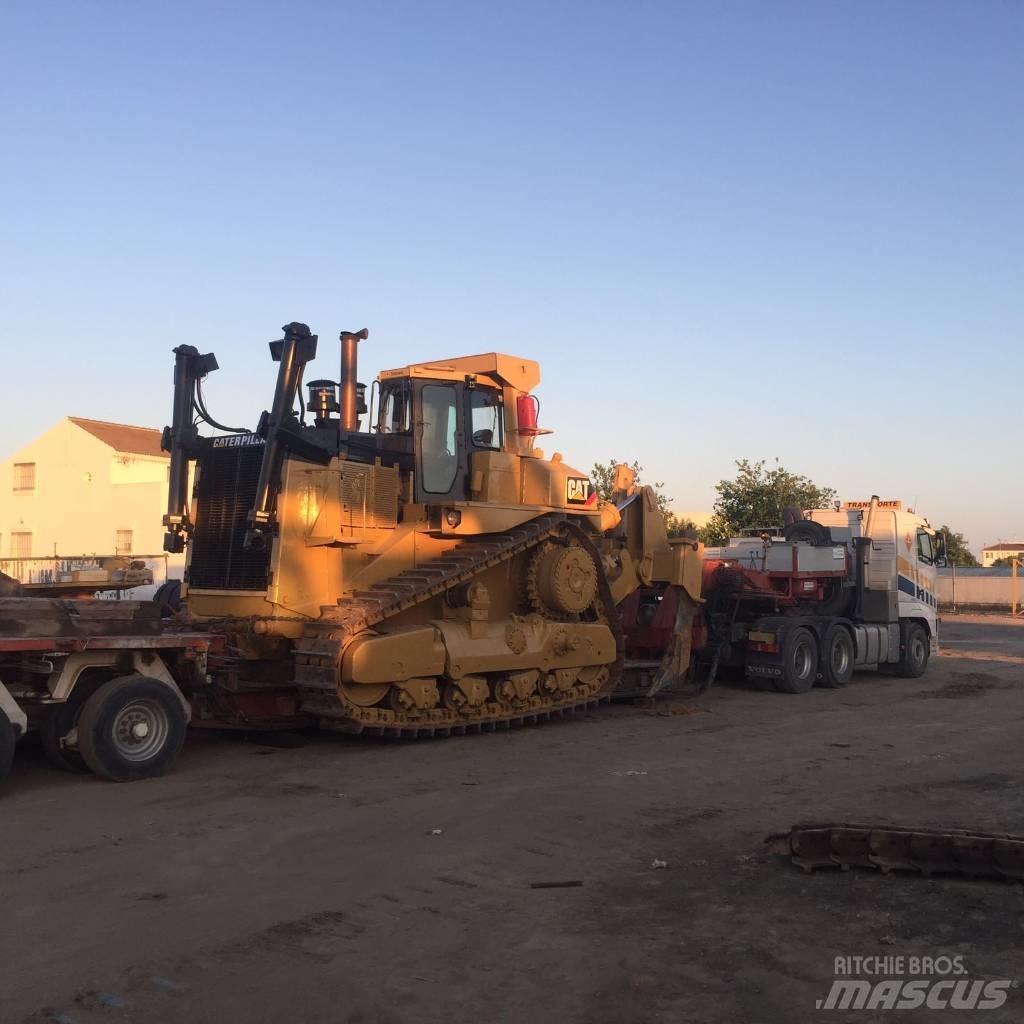 CAT D 9 L Pásové dozéry