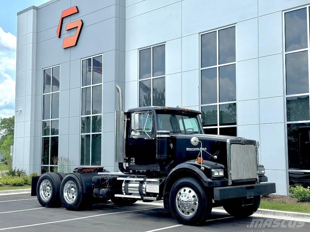 Western Star 4900 SF Ťahače