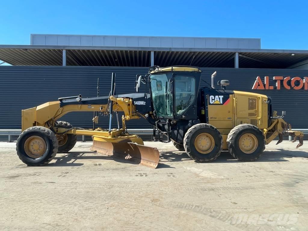 CAT 140 M2 Grejdery