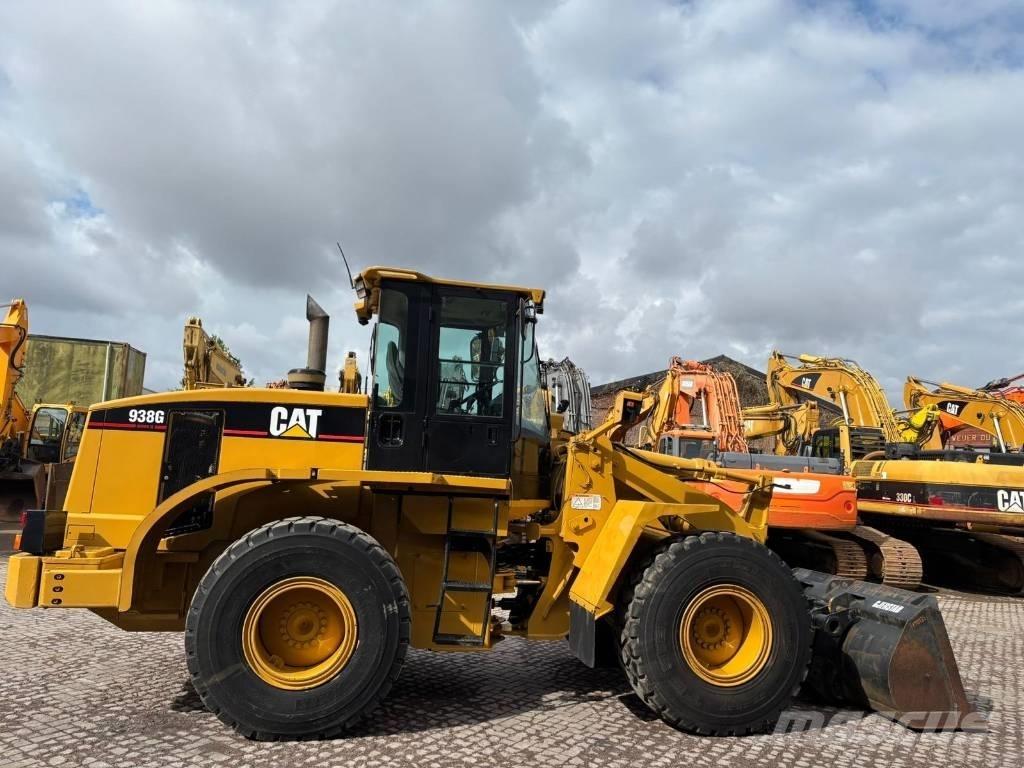 CAT 938 G Kolesové nakladače