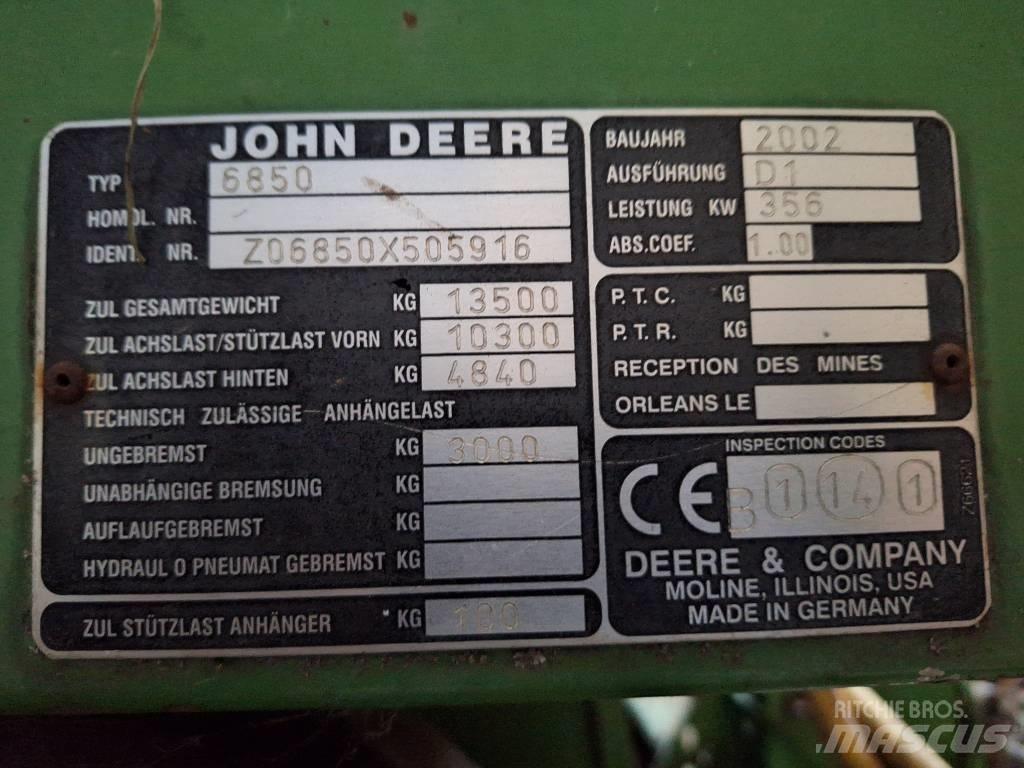 John Deere 6850 Samochodné kosačky