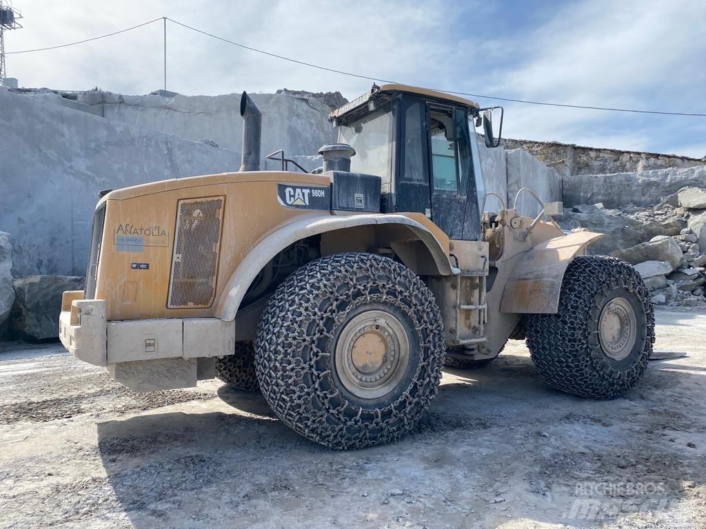 CAT 980 H Kolesové nakladače