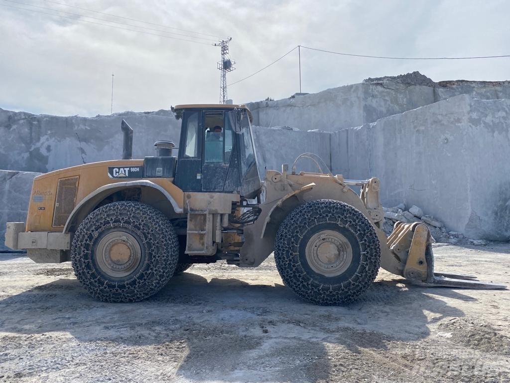 CAT 980 H Kolesové nakladače