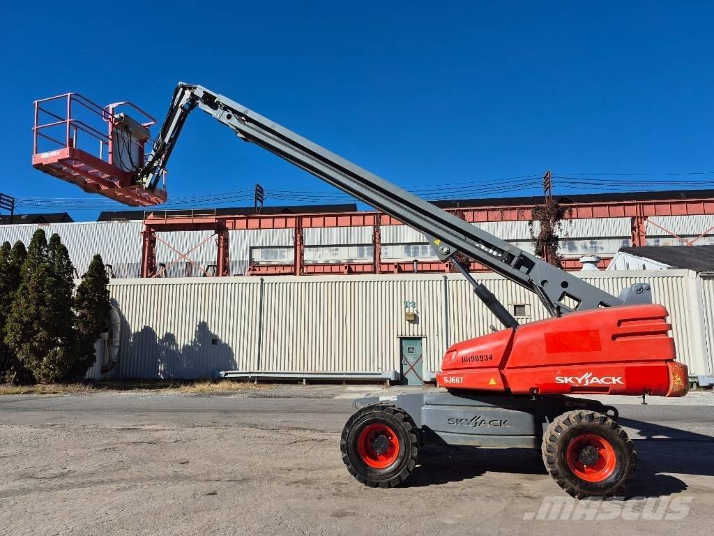 SkyJack SJ 66 T Kĺbové plošiny